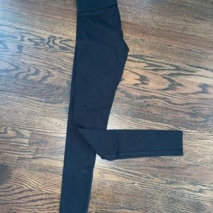 Forever 21 plain black leggings